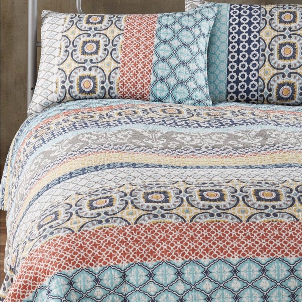 Levtex multi colored quilt, includes two shams